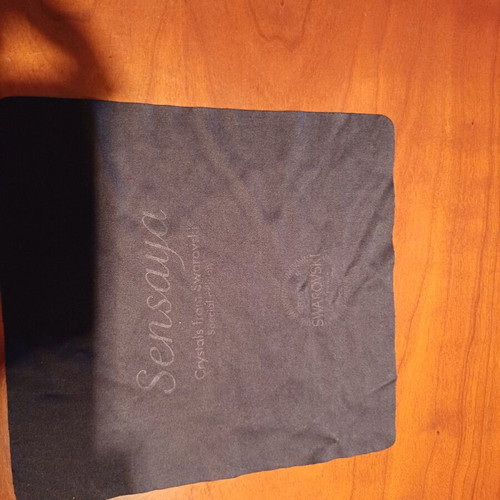 Swarovski glasses cleaning case and cloth new, black