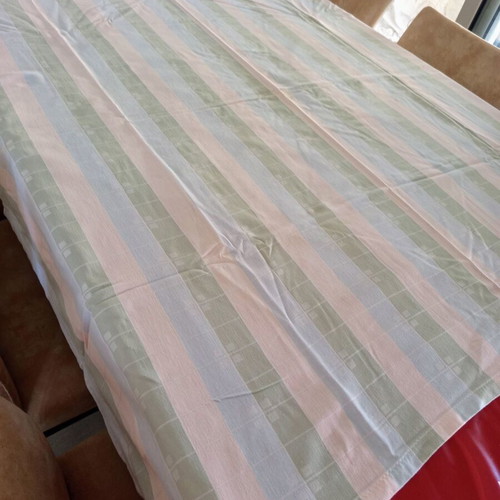 Handmade tablecloth set with 6 napkins pastel colors, like new