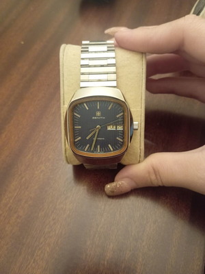 Zenith XL-Tronic vintage ρολόι χειρός, σκούρο μπλε καντράν, ημέρα και ημερομηνία