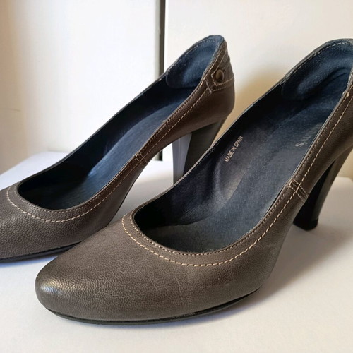 Adam's leather pumps size 38 used