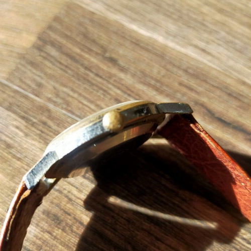 Mechanical wristwatch