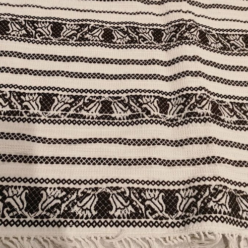 Caramel wool throw blanket like new with fringes