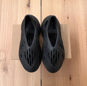 Yeezy Foam Rnr