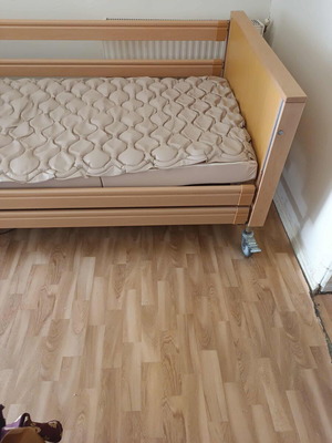 Electric hospital bed Libra like new