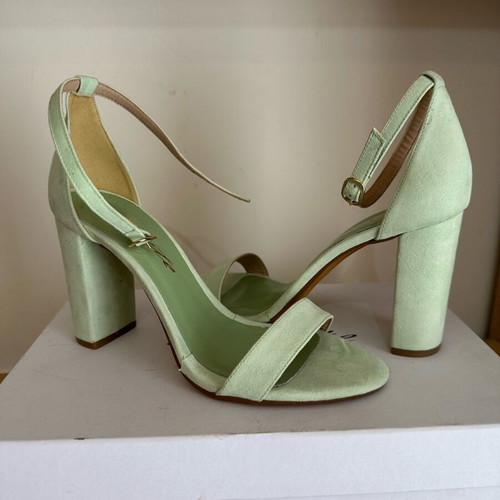 Sante sandals size 38 green new