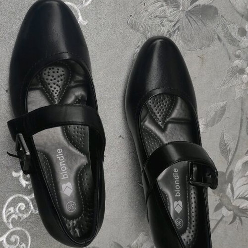 Dance heels like new, size 38, black with thick heel