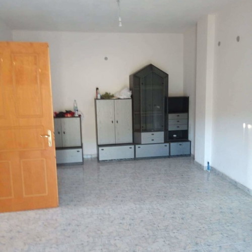 Detached house with two apartments and a floor for shop in Evia