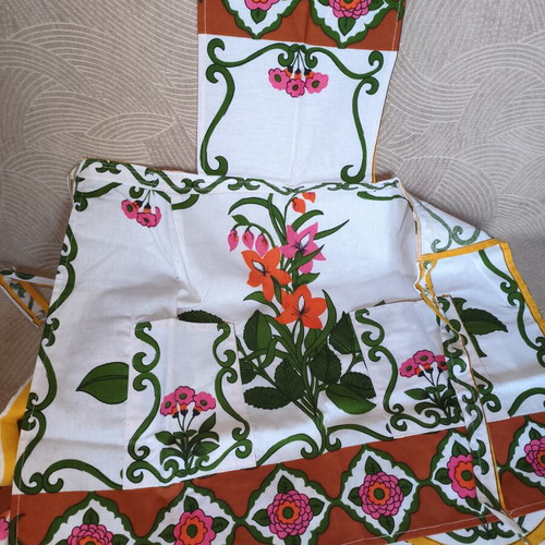 Vintage stamped kitchen linen set 70s/80s, 5 pieces, new