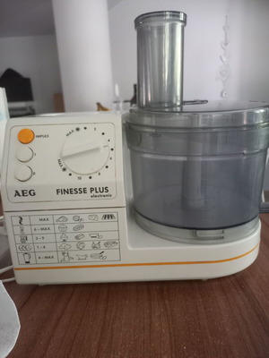 AEG Finesse Plus kitchen machine used