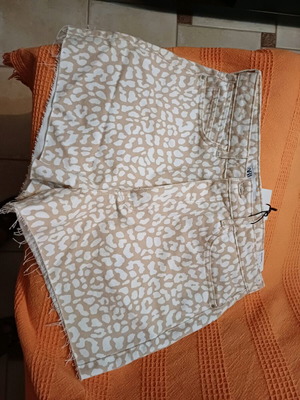 Σορτσάκι Zara καινούργιο, άσπρο, μέγεθος XXL 44 16