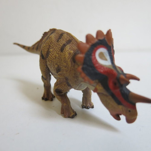 Regaliceratops dinosaur figure Collecta new (2017)