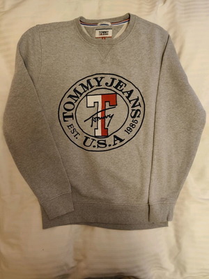 Tommy Jeans sweatshirt gray like new with logo