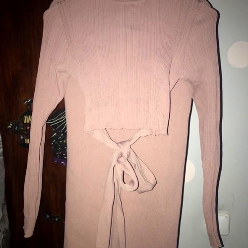 Zara set new, elastic fabric size M-L