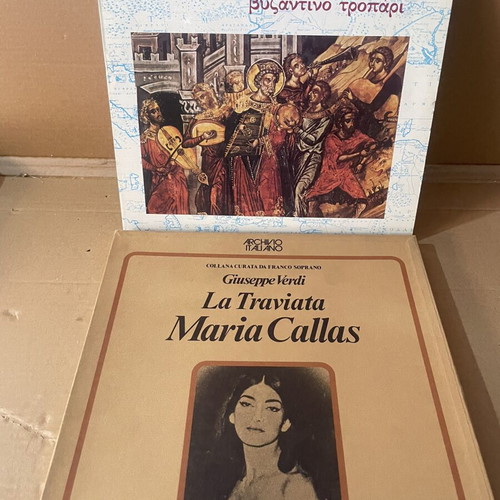 Vinyl records used, set of 4