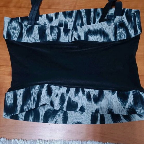 Blouse like new, size S, black and white