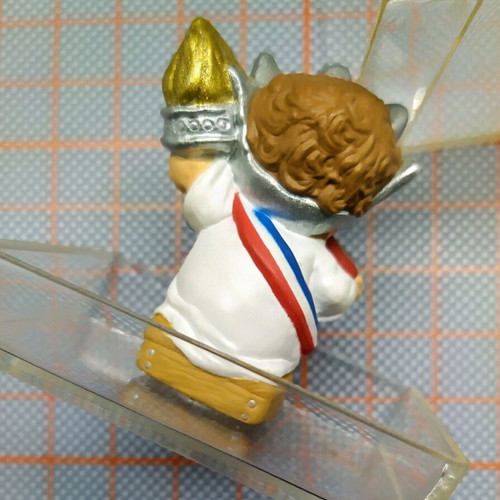 Hallmark Statue of Liberty miniature like new, collectible