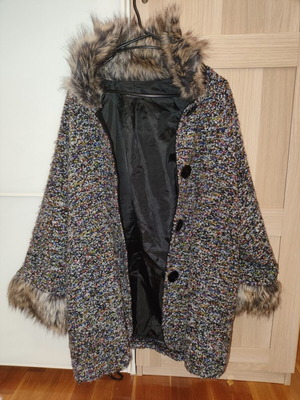 Coat like new, black and grey, size M
