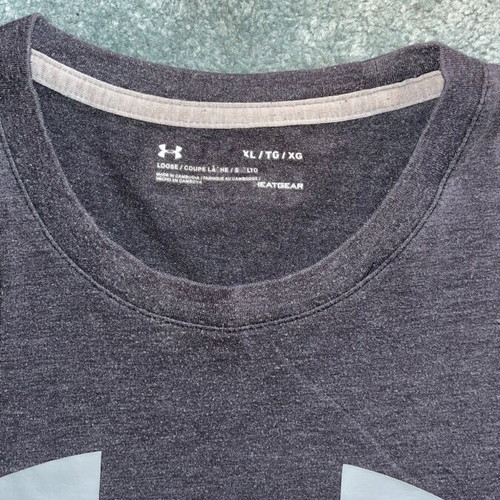 Under Armour T-shirt chest white logo size XL like new