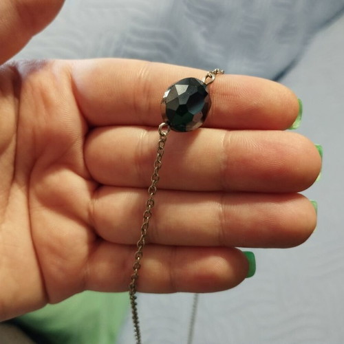 Long necklace with 4 shiny beads, 31cm length