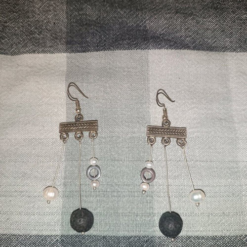 Boho earrings like new, black and silver