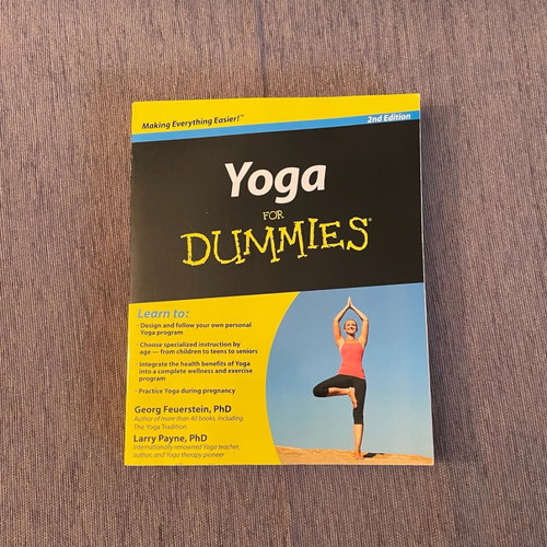 Book Yoga for dummies like new, English