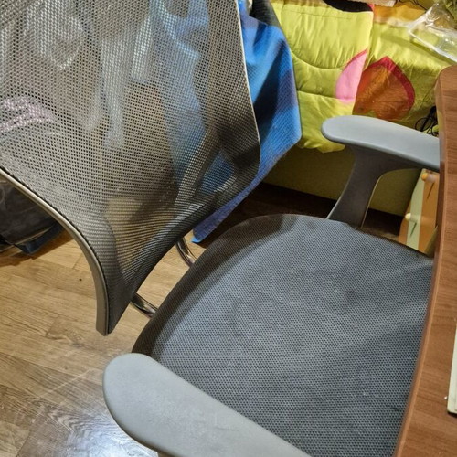 Dromeas desk with single-column bookshelf and chair like new