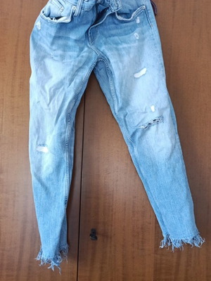 Zara jeans like new with fringes and rips, size M 38 10, blue