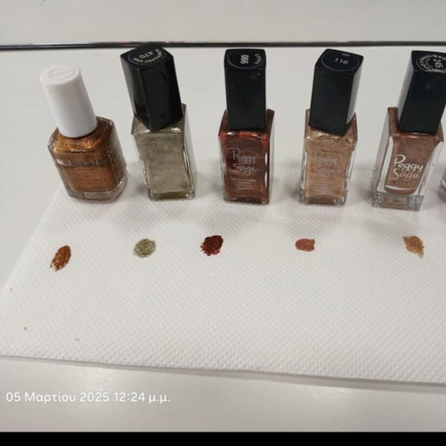 Nail polishes used, pack of 4 Essie and Peggy Sage