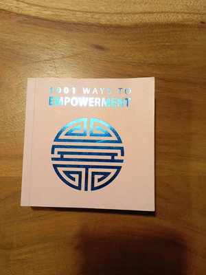 1001 Ways to Empowerment book like new, Greek language