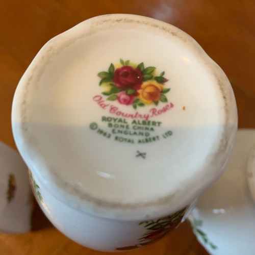 Royal Albert Old Country Roses βάζα σαν καινούργια, σετ 3 τεμαχίων