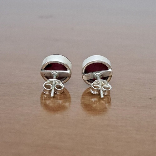 Silver Earrings 925 with 5mm Rubies new, elegant studs