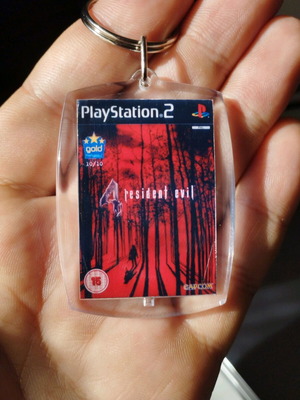 Resident Evil 4 PS2 acrylic keychain new