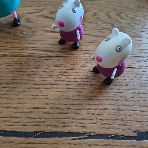 Peppa Pig figures, miniatures