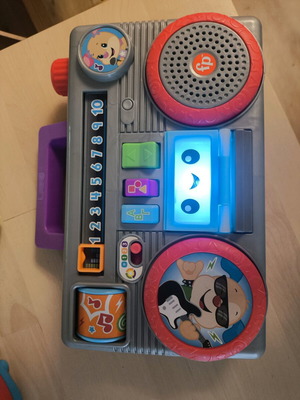 Fisher Price εκπαιδευτικό ραδιόφωνο σαν καινούριο