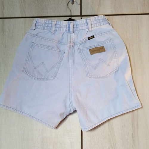 Wrangler Comfy Mom denim shorts, ice blue, W28