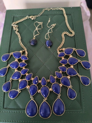 Statement jewelry set with blue and gold, like new
