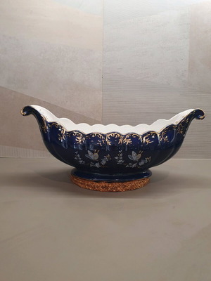 Porcelain vessel like new, blue color