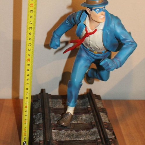 The Spirit collectible figure used, limited edition 500 pieces