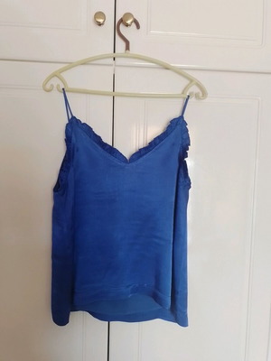 Suncoo satin blouse like new, blue royal, size S