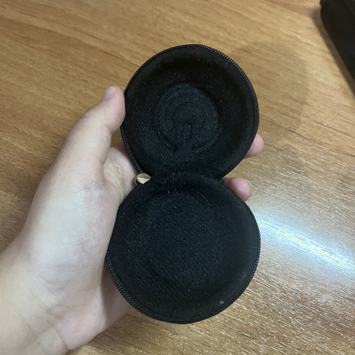 Headphone case like new, unused