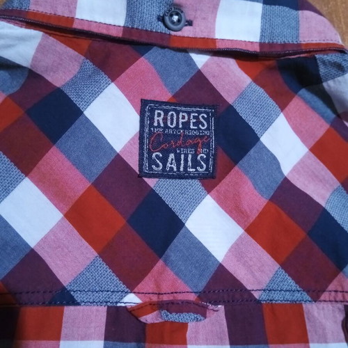 Camp David plaid shirt used, men's size L, red and blue