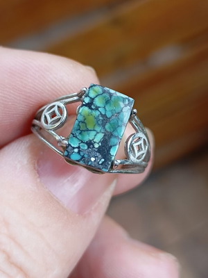 Silver 925 ring with authentic turquoise 5x7mm like new, adjustable