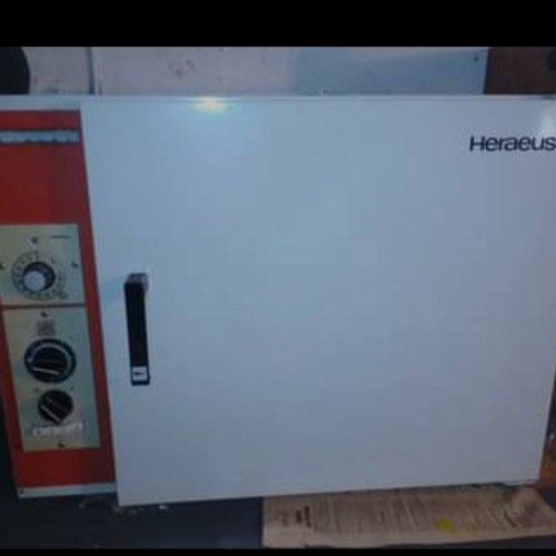 Large Heraeus T/ST 5042 Incubator Oven like new