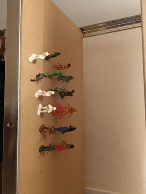 Set of 18 toy soldiers, 5-6 cm