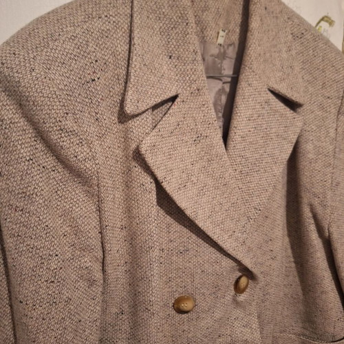 Double-Breasted Jacket Size 40 Like New, Beige