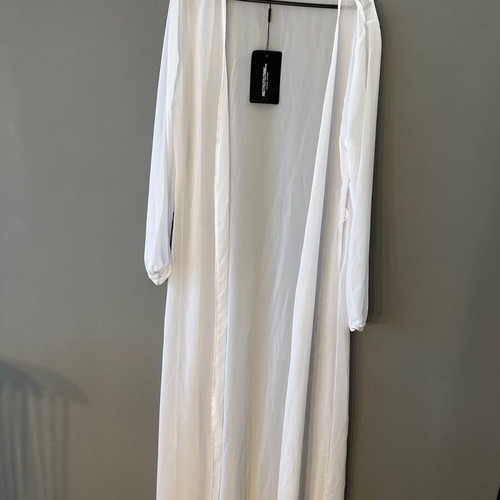 Pretty Little Thing white beach cover-up size L