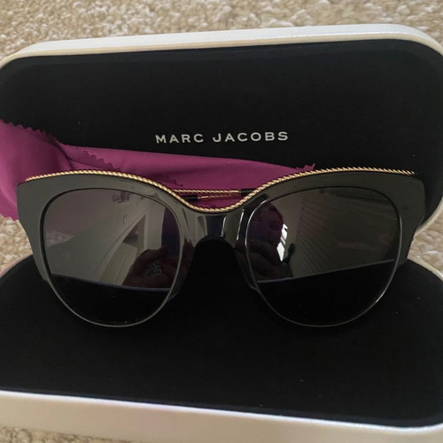 Marc Jacobs sunglasses used, black with gold detail