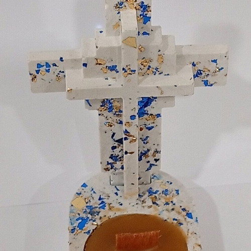 Handmade porcelain cross candle holder with pure beeswax and decorative leaves