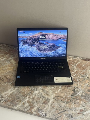 Asus Vivobook E410MA-206 laptop