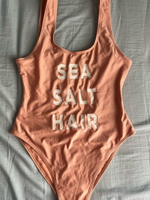 Ολόσωμο μαγιό Pull & Bear σαν καινούργιο, μέγεθος medium, μεταλλιζέ ύφασμα
